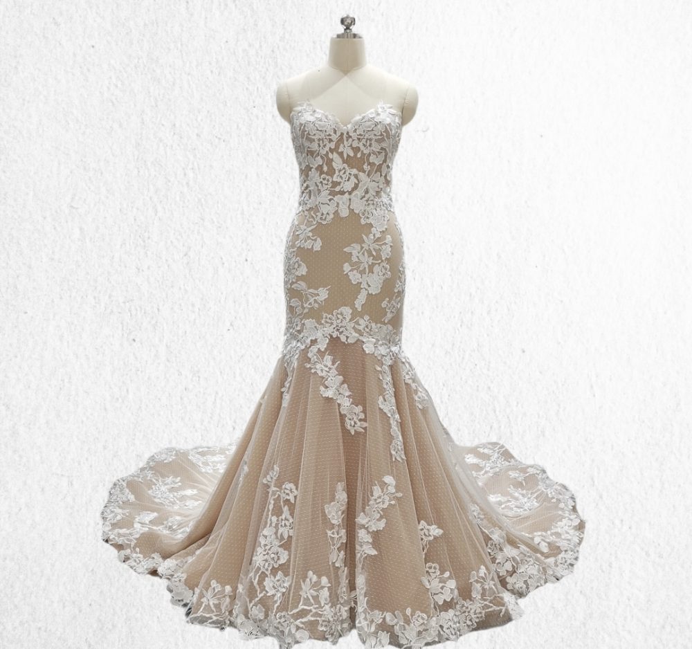 Fitted mermaid lace gown