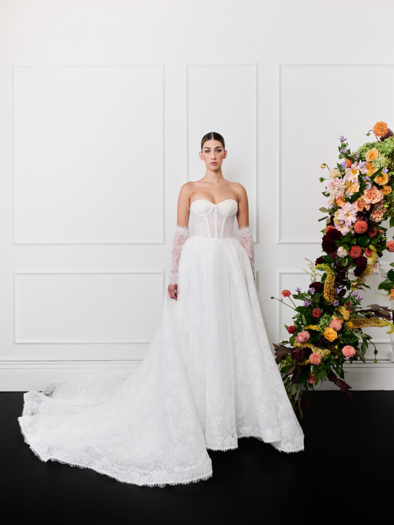 Chantilly Lace Strapless A line 2026 Wedding dress