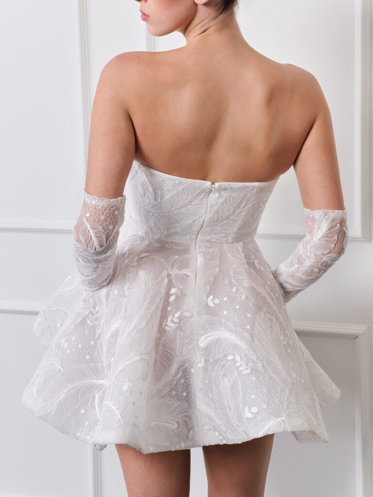 Leaf Lace Strapless short wedding dress with detachable sleeves