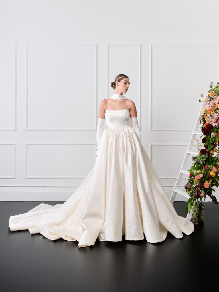 Ivory silky Duchess satin basque waist strapless wedding dress wedding gown with detachable sleeves and scarf