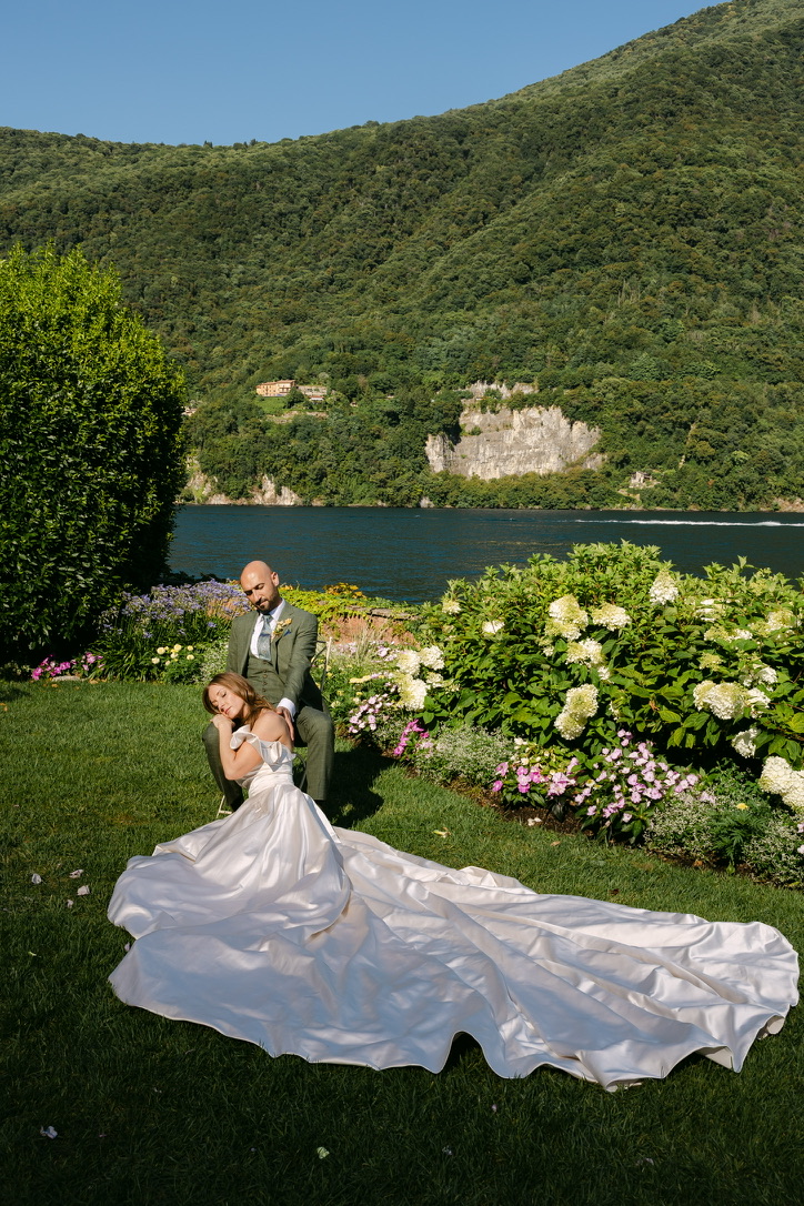 Custom made wedding dress satin a-line wedding dress Guillermo Pharis Wedding Dress