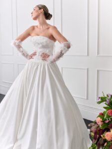 The Dropped Waist Bridal Gown: A Vision of 2026 Modern Elegance